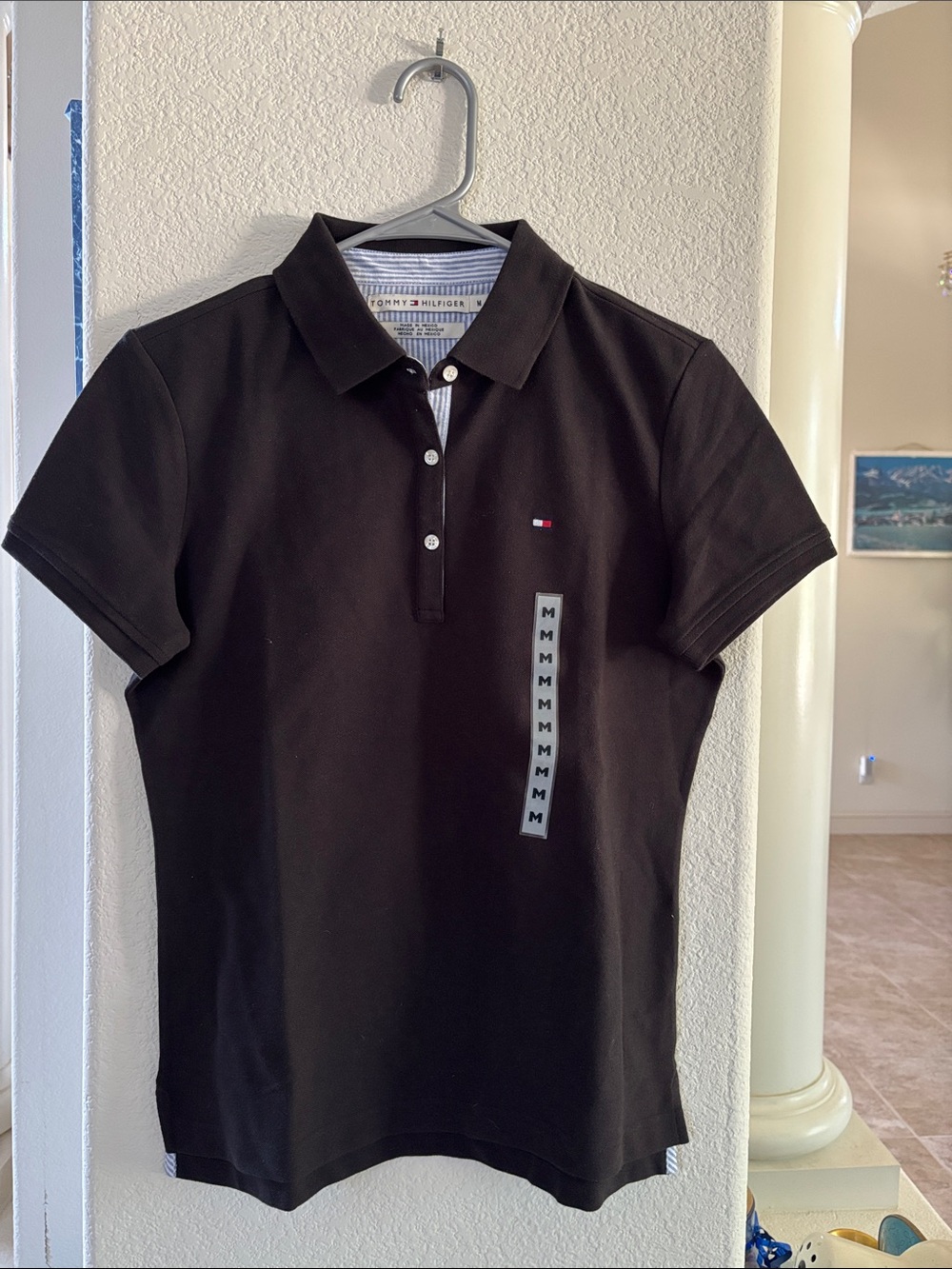 Tommy Hilfiger Black Short-Sleeve Polo with Flag Logo